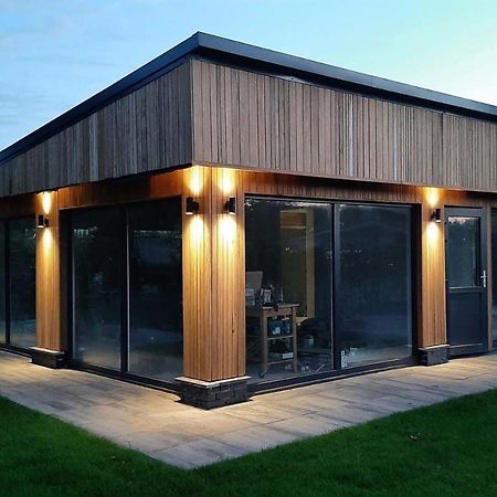 Scherpenisse Luxe Recreatie Bungalow No 10 מראה חיצוני תמונה
